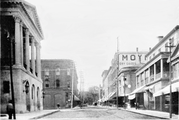 1897 Union Street in New Bedford, Ma. Looking West before the widening - www.WhalingCity.net