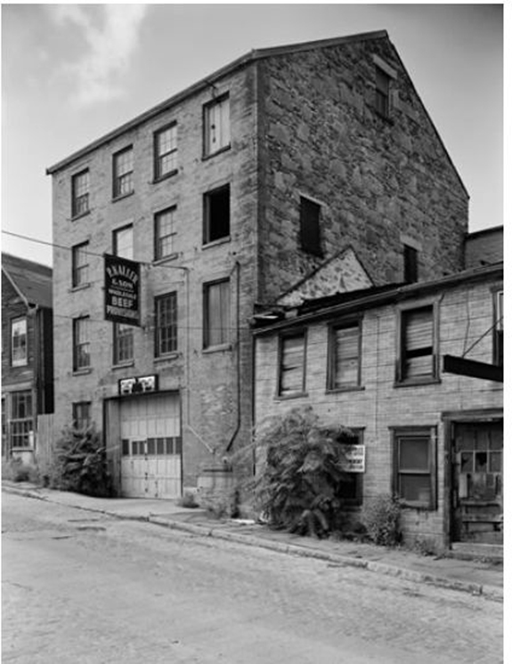 buildings on Center street in hitoric New BEdford, Ma. - www.WhalingCity.net