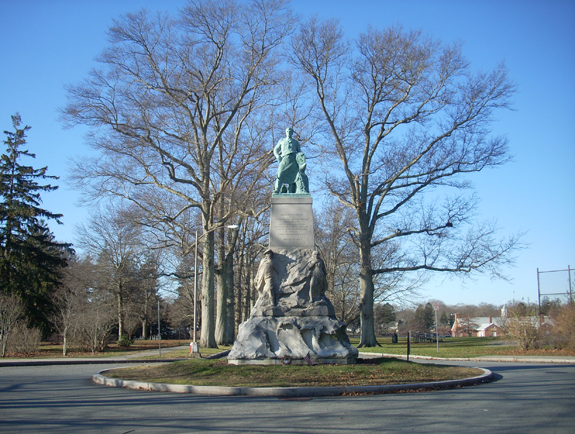 Button Wood Park New BEdford, Ma. Whaleman's Statue - www.WhalingCity.net
